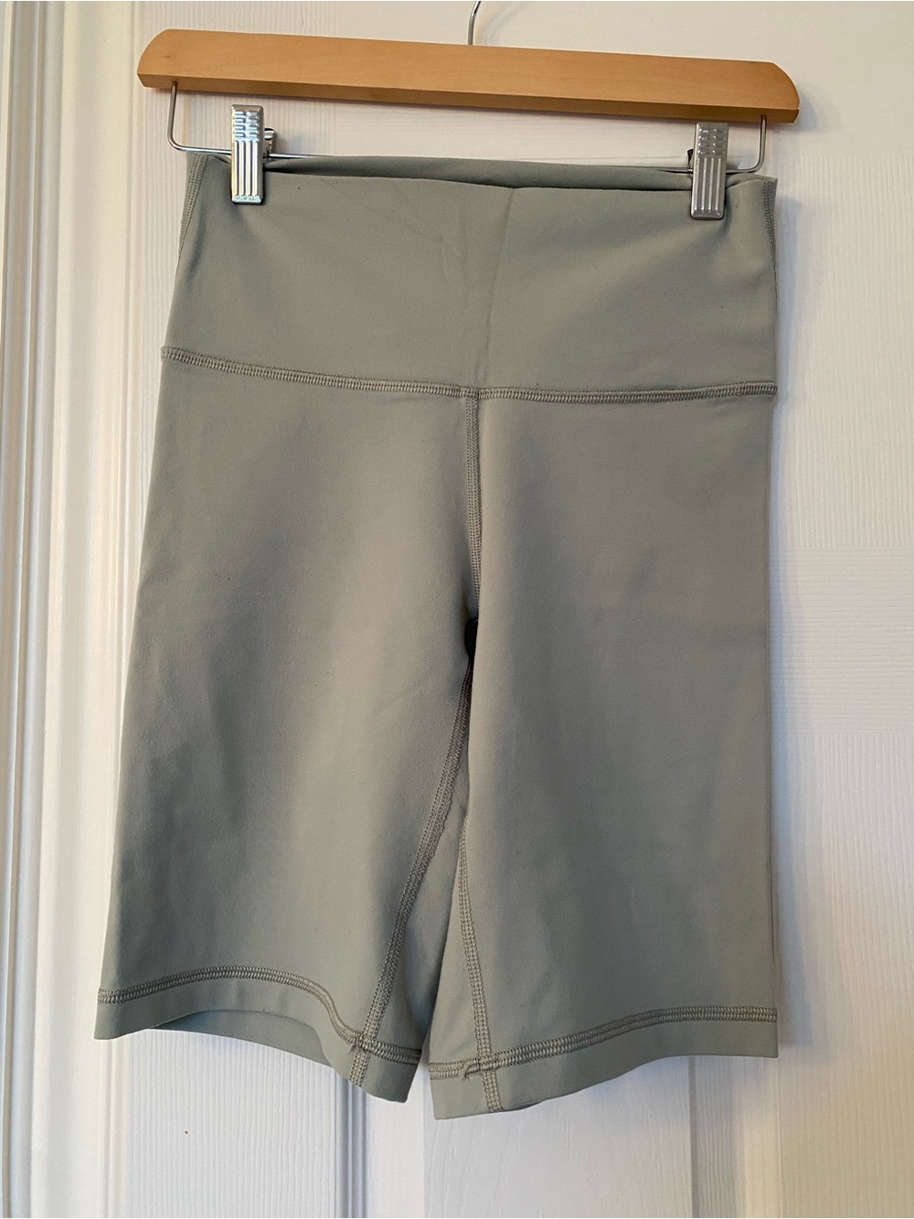 TNA Women’s High-Rise Bike Shorts — Sage Green